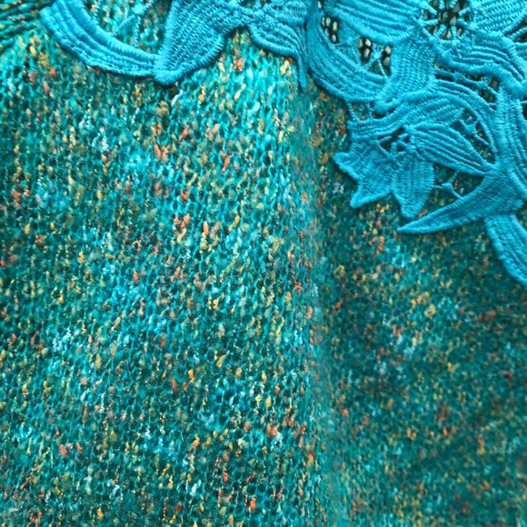 AndtheWhy lace Cactus off the shoulder sweater, M - Picture 8 of 8